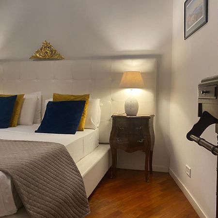 Realpartenope B&B 284 เนเปิลส์ ภายนอก รูปภาพ