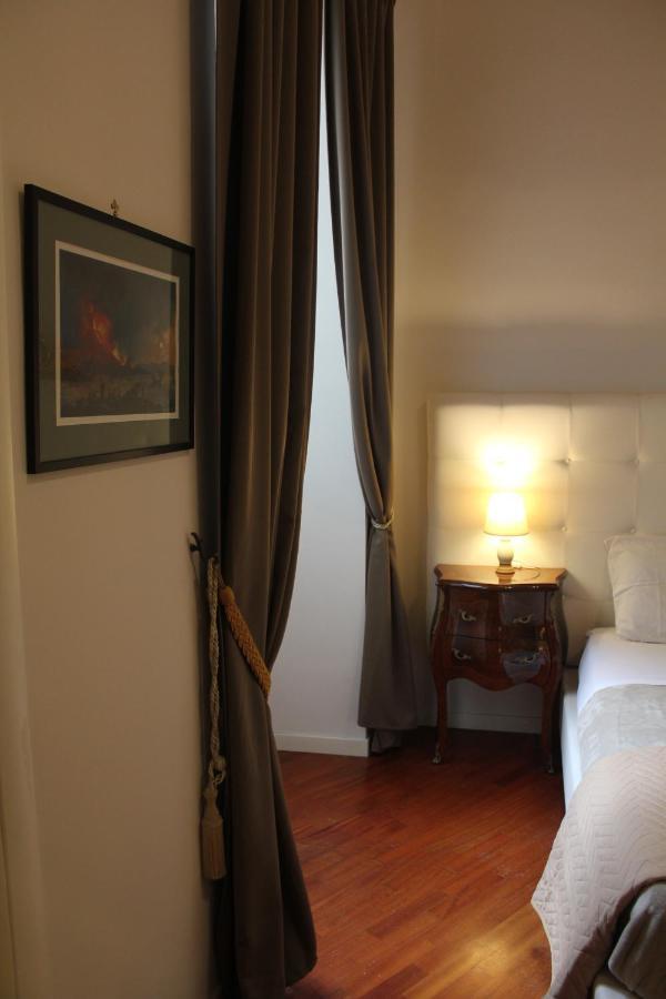 Realpartenope B&B 284 เนเปิลส์ ภายนอก รูปภาพ
