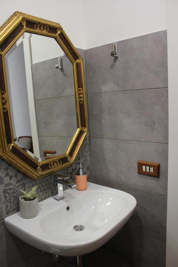 Realpartenope B&B 284 เนเปิลส์ ภายนอก รูปภาพ